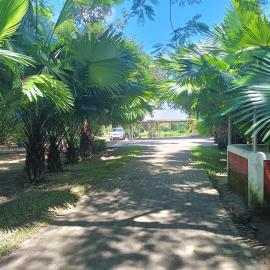 Chai Seeds Resort, hotel u gradu 'Mākum'