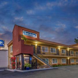 Travelodge by Wyndham Burbank-Glendale, хотел в Бърбанк