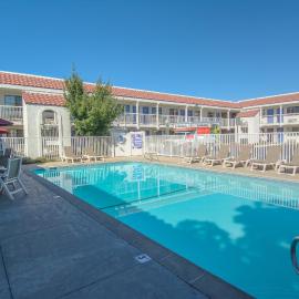Motel 6-Redding, CA - South