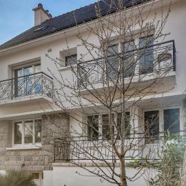 3 Bedroom Stunning Home In Lanvaudan, hotel en Lanvaudan