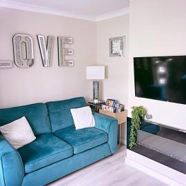 The Serene Stays Sleeps 6 with Garden