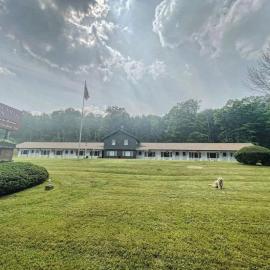 Berkshire Valley Inn, hotel in Williamstown