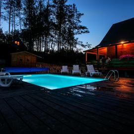 Domek całoroczny JELENIÓWKA na Kaszubach z balią na wyłaczność,wspólny basen i bilard z domkiem Sówka - Ostrowite Leśna Dolina, hotel u gradu Suleczyno