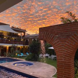 Hotel Hacienda Ventana del Cielo, hotel v destinaci Tepoztlán