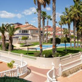 Wonderful House Orihuela Costa, hotel in Orihuela Costa