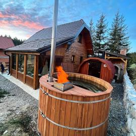 Vikendica Kraljica planina, hotel in Konjska Reka