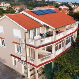 lopar 239, hotel in Lopar
