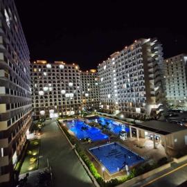 New Cozy Studio Apartment، فندق في Marigondon