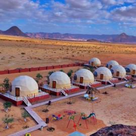 Adel Wadi Rum Camp Bubble, hotell i Disah