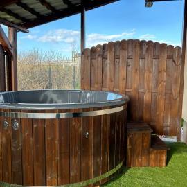 Całoroczny Domek Nad Jeziorem - Balia z Jacuzzi, hotell i Balewo