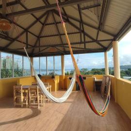 La Casa Colorada, hotell i San Benito