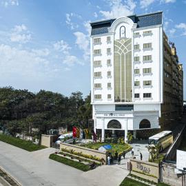 The Royal Bihar, хотел в Патна