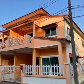 NUN GUEST HOUSE, hotel in Ban Bo Han