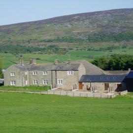Knotts Farm Holiday Cottages, Hotel in Lancaster