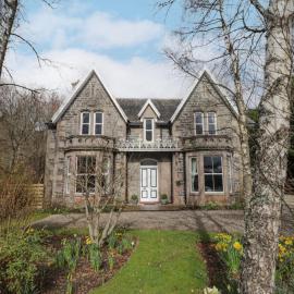 Arden House, hotel a Kingussie