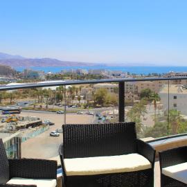 Luxury Suite Apartment With Sea View #51 By Hashdera Eilat: Eilat şehrinde bir otel