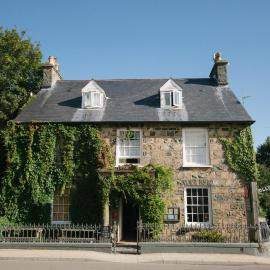Llys Meddyg, hotel em Newport