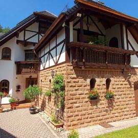 Ferienwohnung Haus am Eibach, Hotel in Erfweiler