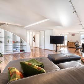 Familienferienwohnung HEIMat, hotell i Bludenz