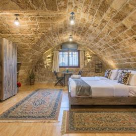 Batroûn में, होटल Timberwood Studio in the Heart of Batroun Souk