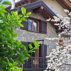 droz1702, hotel u gradu Saint Marcel