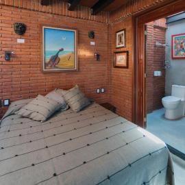 LARIMAR Gallery y Hotel Boutique