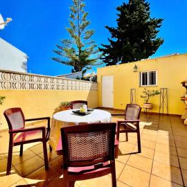 Casa Boga - Urbasur, viešbutis mieste Islantilla