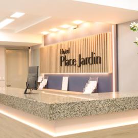Hotel Place Jardin, hotel Garanhunsban