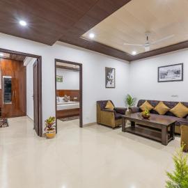 2 BH Near Mall Road Kasauli by The Sunset Vibe kasauli
