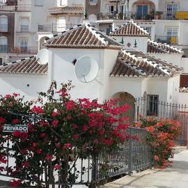 5 bed family villa with pool