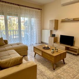 Elena’s apartment, hotel in Nea Peramos