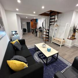 City Canal, Open Space, Spotless, 2 Levels, 4pp, free parking, 5G WiFi