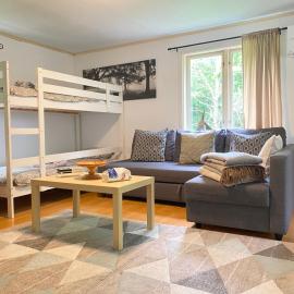 Garden View vacation home in Granna