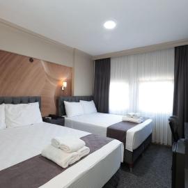 BURSA LOYAL CiTY HOTEL, מלון בבורסה
