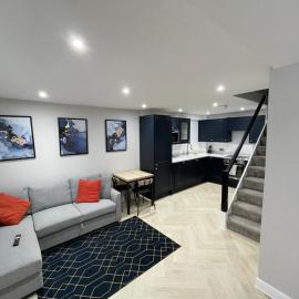 Luxury modern 1 bedroom house, hotel in Southampton