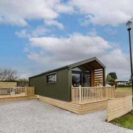 Lowfield Lodge & Hot Tub - Humberston Fitties Beach、クリーソープスのホテル
