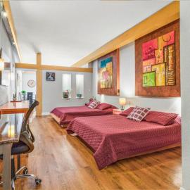 Charming Condo - European Vibe, hotel em Palm Coast