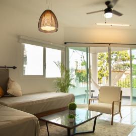 Casa Carranza - Romantic Zone Suites, hotel in Puerto Vallarta