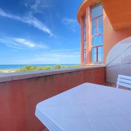 Appartamenti Regina del Mare, hotel a Calambrone
