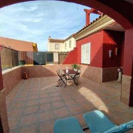 "Casa Colorá" en Sevilla, hotel in Benacazón