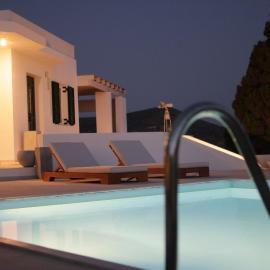 Villa Boa Milos 4 Bedrooms near Adamas