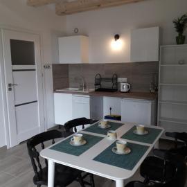 Paprotówka apartament WIOSENNY duża otwarta przestrzeń bez podziału na pomieszczenia, Hotel in Paprotno