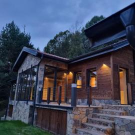 Chiplakova cottage by MRS: Berova şehrinde bir otel