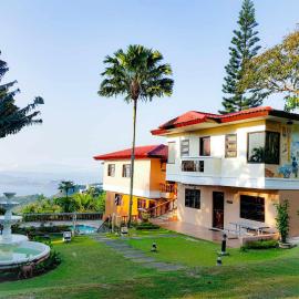 Villa Marinelli Bed and Breakfast, hotel em Tagaytay