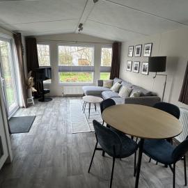 Beach Chalet Tranquilo, hotel in Petten