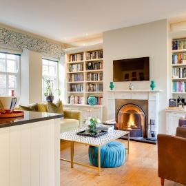 Spence Lodge Cosy 2-Bed Stone Cottage, Alnmouth, hotel in Alnmouth