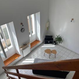 Joli appartement, hotel em Cozes