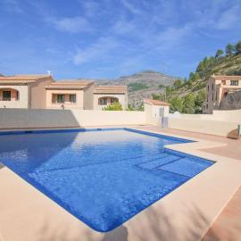 Ático dúplex La Calma - Llíber, hotel in Lliber