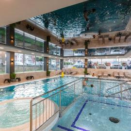 Apartament 6M Rewal w cenie basen, jacuzzi, siłownia, sala zabaw, free private parking, Park Rozrywki HOSSOLAND 30 minut