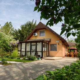 Emili Apartman Ráckeve – hotel w mieście Ráckeve